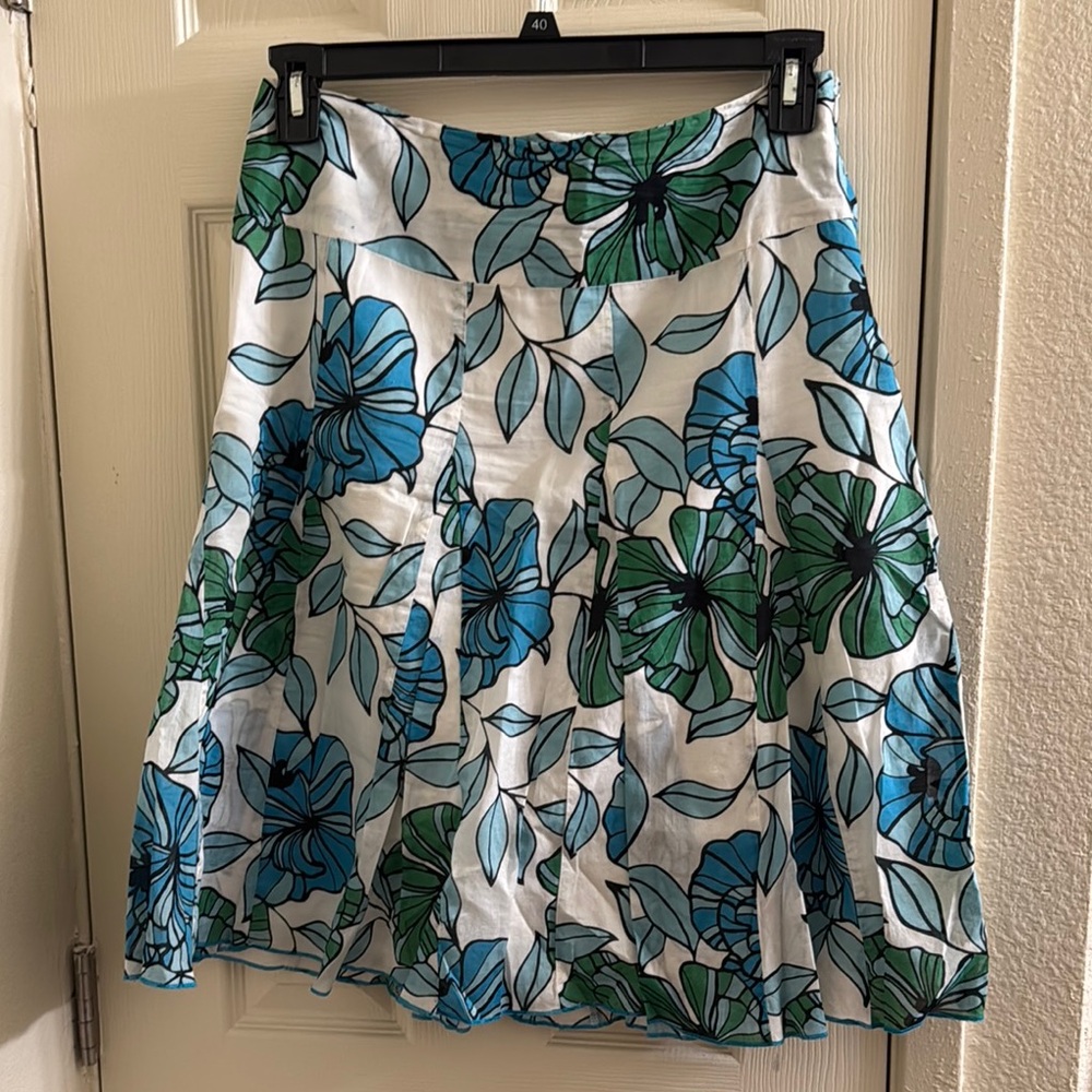 White floral apt 19 skirt